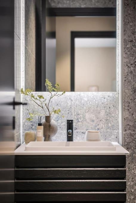 Stay L Luxurious Hideaway In Centrum Bergen Zewnętrze zdjęcie